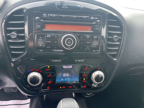 Used 2013 Nissan Juke SV image 15