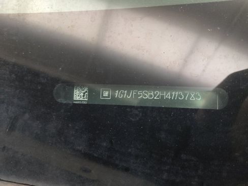 Used 2017 Chevrolet Sonic Premier FWD image 33