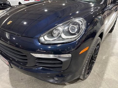 Used 2016 Porsche Cayenne image 34