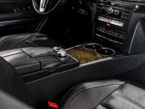Used 2014 Mercedes-Benz E 550 Cabriolet image 26
