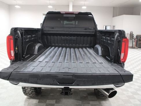 Used 2020 GMC Sierra 3500 SLT w/ SLT Convenience Package image 14