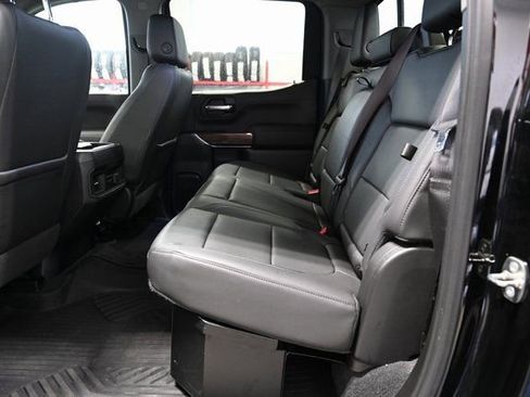 Used 2020 Chevrolet Silverado 1500 LT Trail Boss w/ Midnight Edition image 13