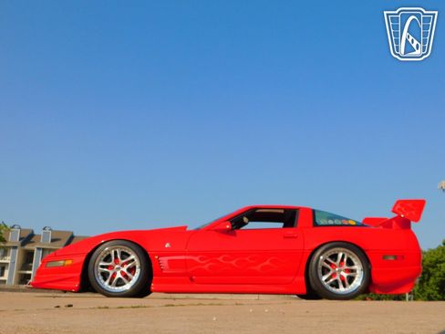 Used 1996 Chevrolet Corvette Coupe image 10