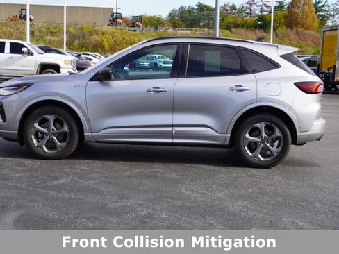 Used 2024 Ford Escape ST-Line image 4