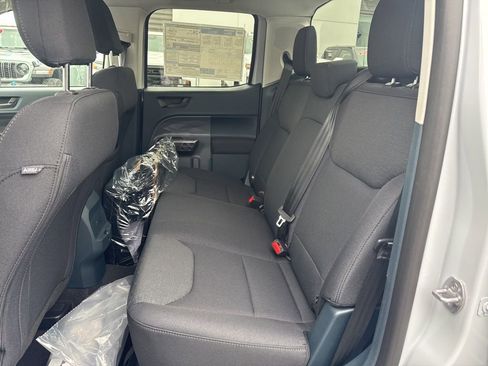 New 2026 Ford Maverick XL image 18