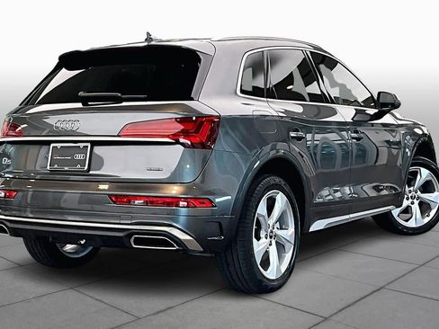 Certified 2025 Audi Q5 2.0T Premium Plus w/ Premium Plus Package image 12