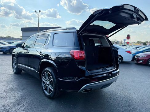 Used 2017 GMC Acadia Denali FWD image 8