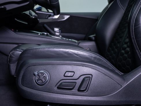 Used 2018 Audi RS 5 AWD/4WD image 17