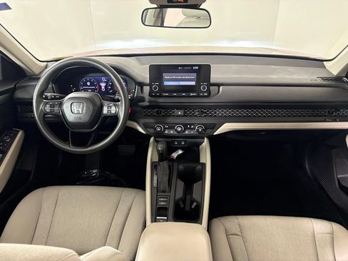 Used 2023 Honda Accord LX image 36