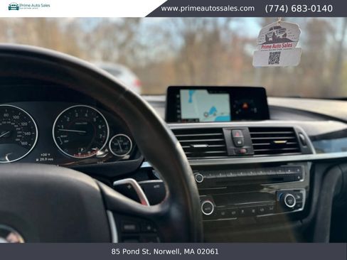 Used 2018 BMW 430i Convertible image 16