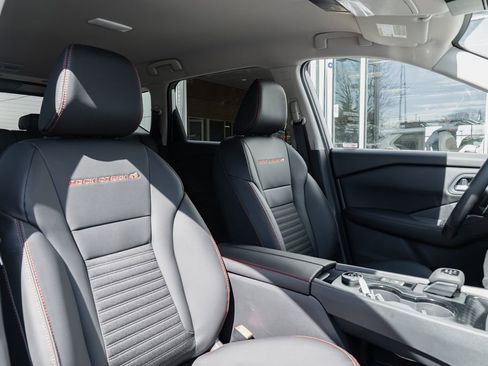 New 2026 Nissan Rogue SV AWD/4WD image 26