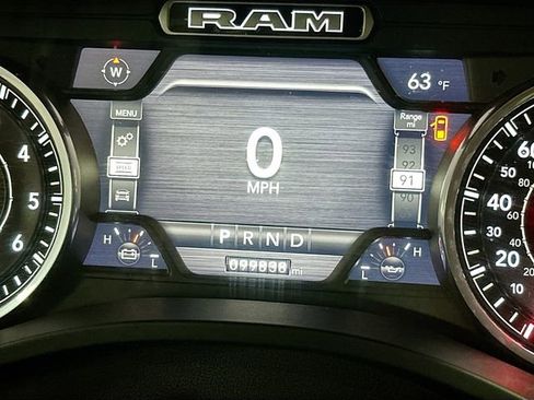 Used 2019 RAM 1500 Laramie image 13