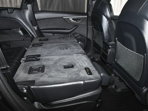 Used 2025 Audi SQ7 Premium Plus image 74