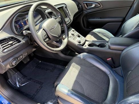 Used 2016 Chrysler 200 S w/ Navigation & Sound Group I image 36