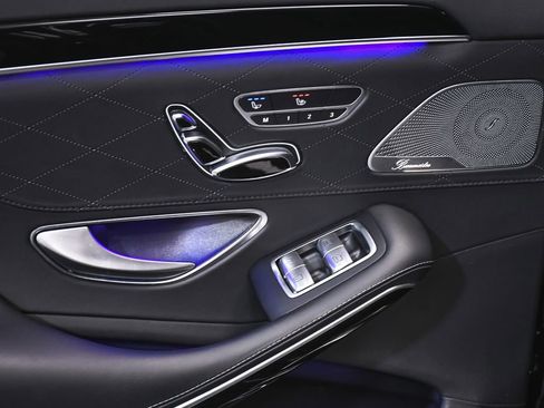 Used 2020 Mercedes-Benz S 63 AMG 4MATIC Sedan image 13