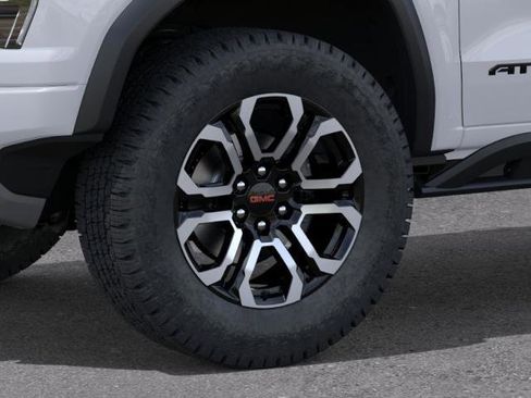 New 2026 GMC Canyon AT4 w/ Nightfall Edition AWD/4WD image 9