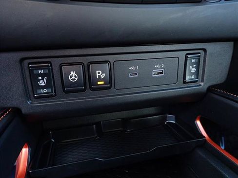 Used 2025 Nissan Frontier PRO-4X w/ Pro Premium Package AWD/4WD image 22