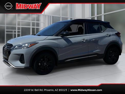 Used 2022 Nissan Kicks SR FWD image 1
