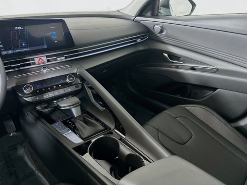 New 2026 Hyundai Elantra Limited w/ Cargo Package FWD image 24