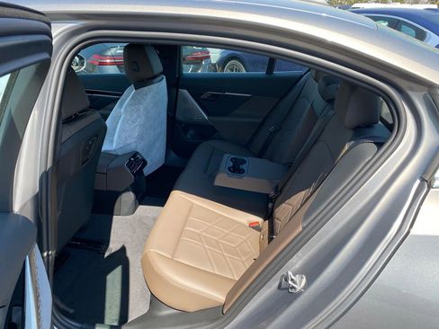 New 2026 BMW 530i xDrive AWD/4WD image 7