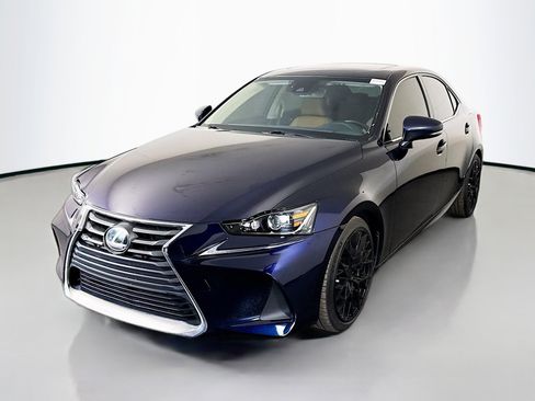 Used 2019 Lexus IS 300 AWD w/ Navigation Package image 4