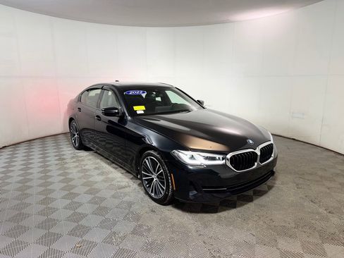 Used 2022 BMW 540i xDrive w/ Premium Package image 10