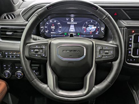 Used 2024 GMC Yukon Denali Ultimate image 34