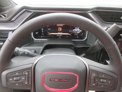 New 2026 GMC Sierra 2500 Denali Ultimate AWD/4WD image 19