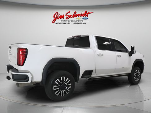 Used 2024 GMC Sierra 2500 Denali Ultimate AWD/4WD image 6