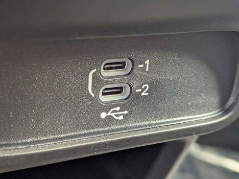 New 2027 Chrysler Pacifica Select w/ Family Tech Group FWD image 39