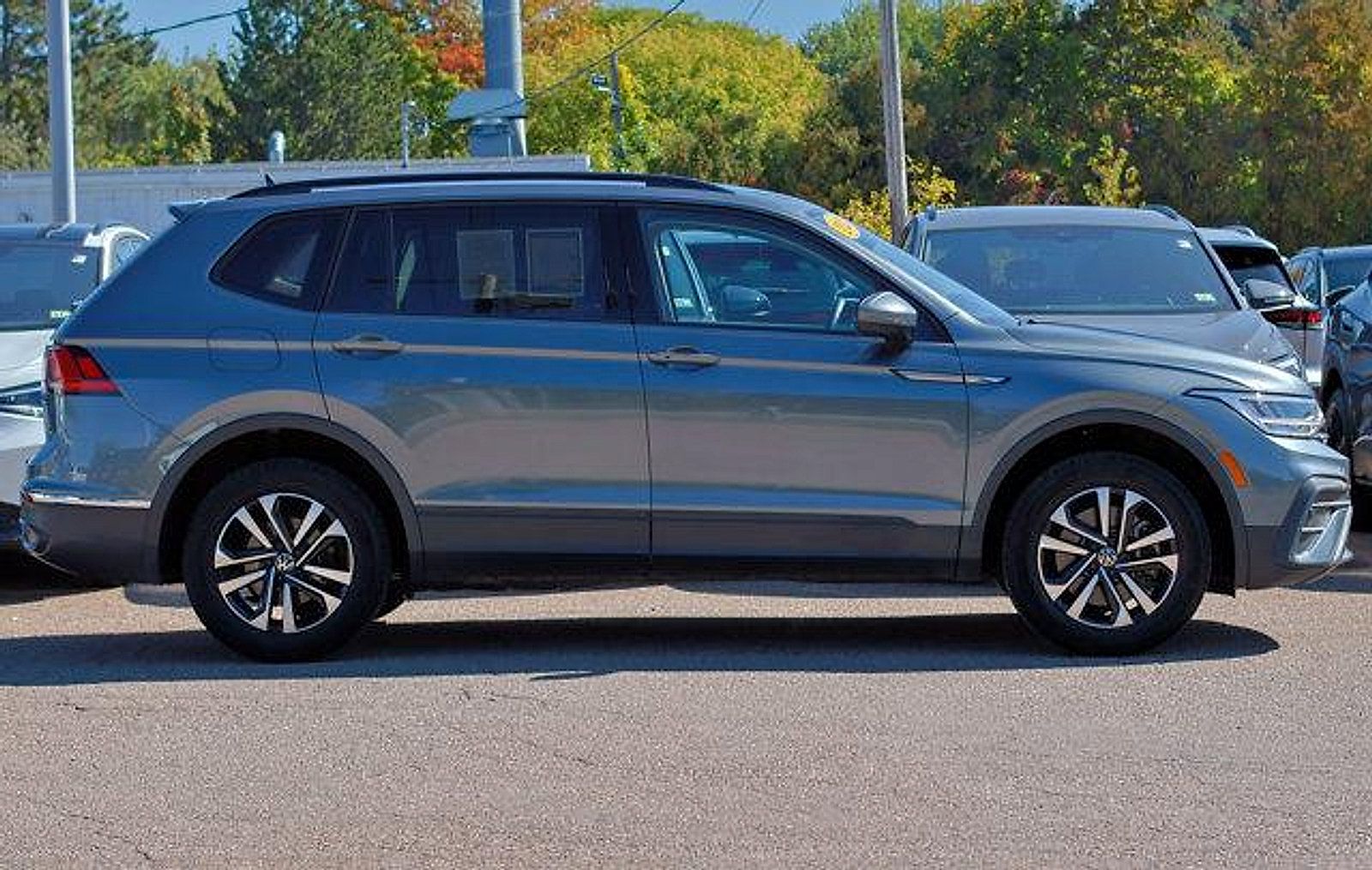 Used 2023 Volkswagen Tiguan S w/ Driver Assistance Package AWD/4WD image 7