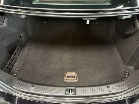Used 2017 Mercedes-Benz E 300 4MATIC image 19