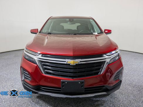 Used 2024 Chevrolet Equinox LT FWD image 2