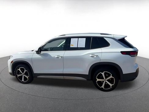 Used 2026 Volkswagen Tiguan SE AWD/4WD image 8