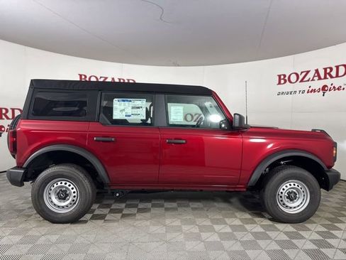 New 2025 Ford Bronco 4-Door image 8