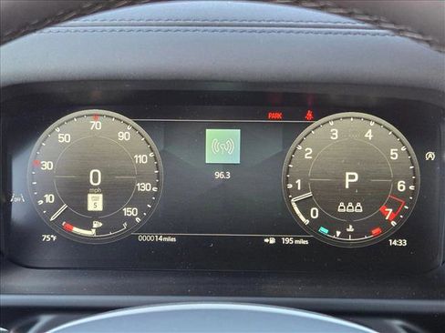 New 2026 Land Rover Defender 110 X-Dynamic SE image 11