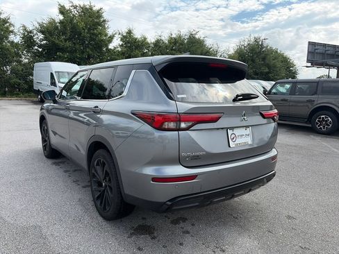 Used 2022 Mitsubishi Outlander SEL Black Edition FWD image 5