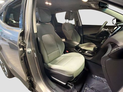 Used 2014 Hyundai Santa Fe Sport image 27