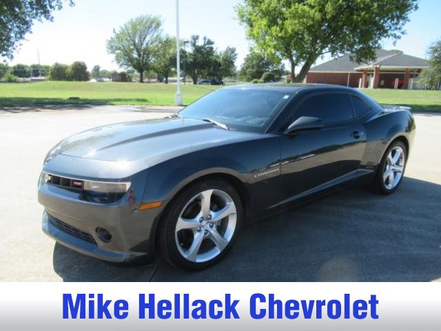 Used 2015 Chevrolet Camaro LT w/ RS Package RWD image 2