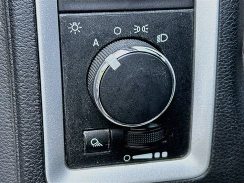 Used 2009 Dodge Ram 1500 Truck SLT w/ Light Group AWD/4WD image 9