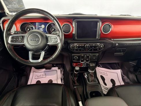 Used 2022 Jeep Wrangler Unlimited Rubicon w/ LED Lighting Group AWD/4WD image 22