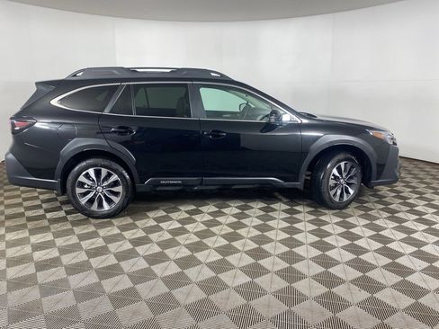 Certified 2025 Subaru Outback Limited image 5