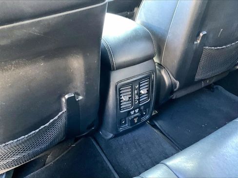 Used 2014 Jeep Grand Cherokee Overland w/ Advanced Technology Group AWD/4WD image 30