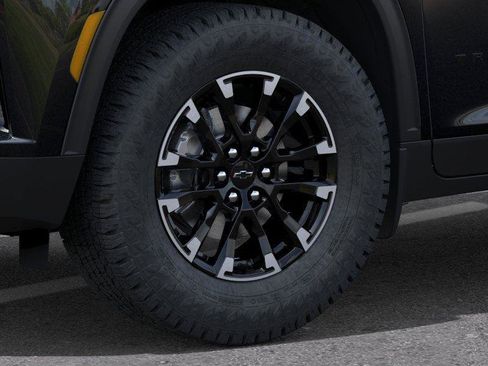 New 2026 Chevrolet Traverse Z71 w/ Driver Confidence Package AWD/4WD image 9