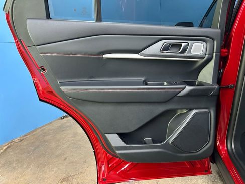 New 2026 Ford Explorer ST image 39