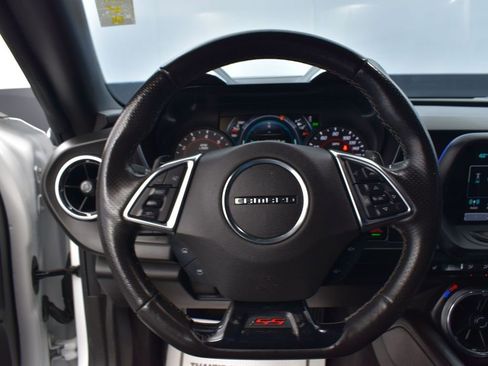 Used 2018 Chevrolet Camaro SS image 14
