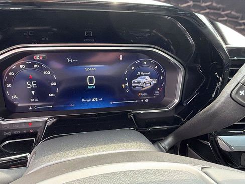 New 2026 Chevrolet Silverado 1500 RST w/ LPO, Dark Essentials Package AWD/4WD image 24