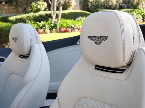 New 2026 Bentley Continental GTC AWD/4WD image 15