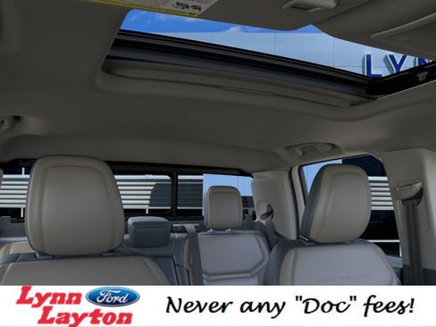 New 2026 Ford Maverick Lariat AWD/4WD image 12