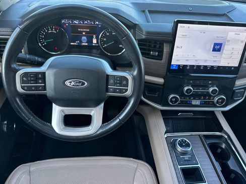 Used 2024 Ford Expedition Max Limited RWD image 16